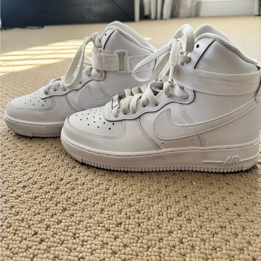 Nike Air Force 1 high- all white size 7.5 Women - 6 Men/kids